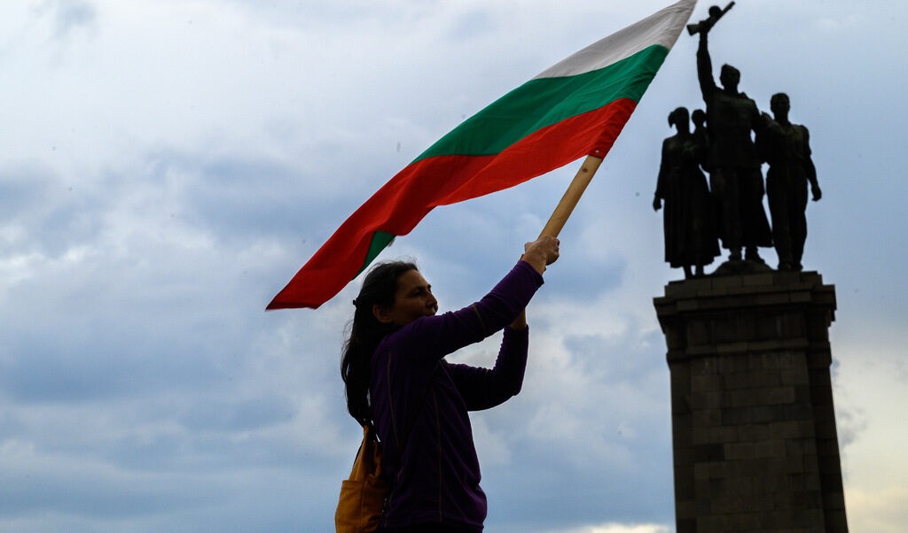 България, дезориентирана и разединена, не успя не просто да реализира, а да се доближи до нито една своя стратегическа цел.