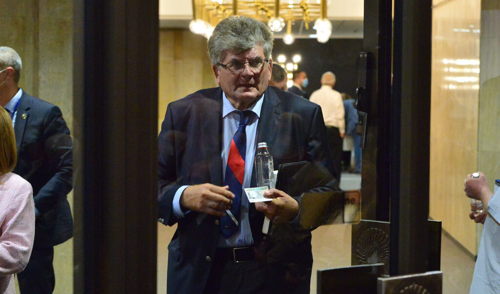 Еленко Божков