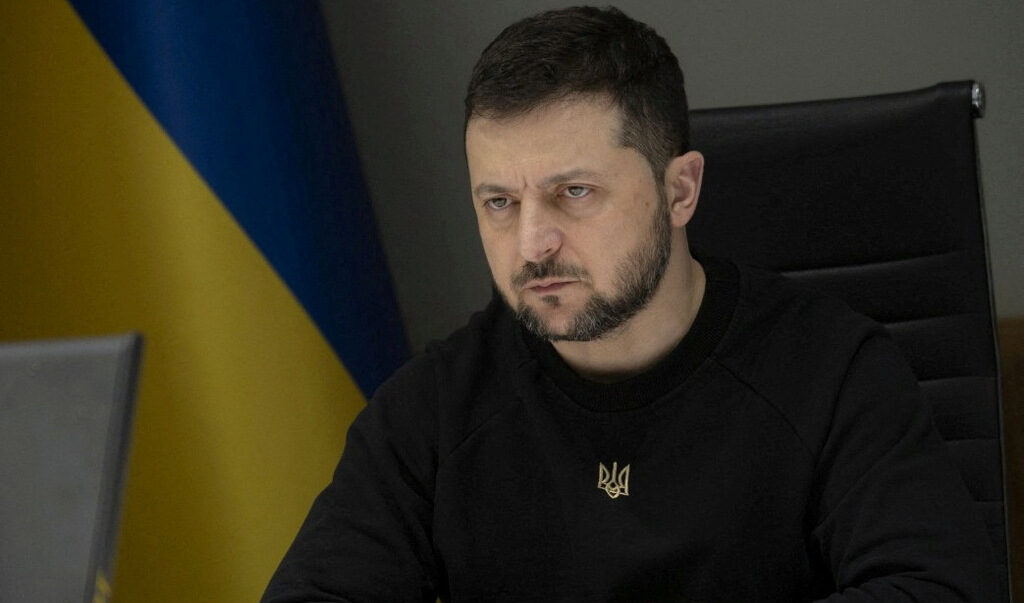 Зеленски започва уволнения, ключов негов съветник сам се оттегли