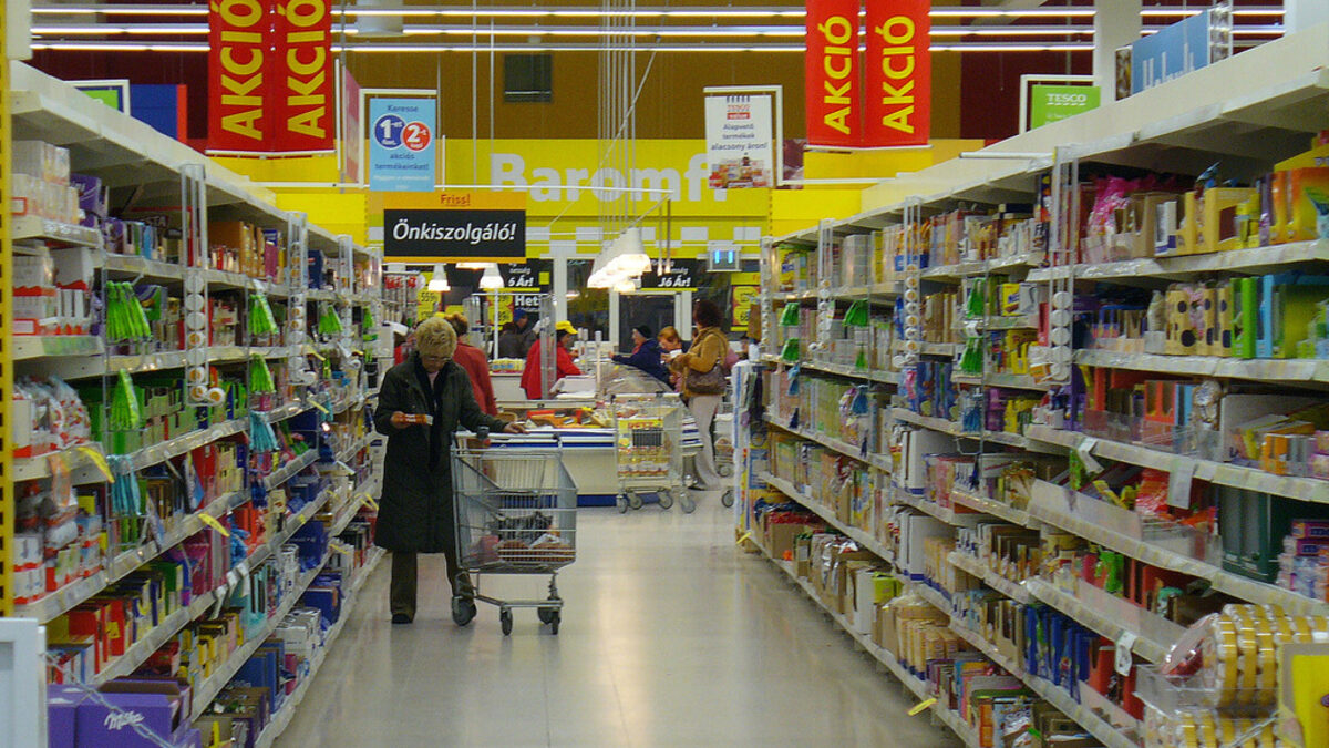 При млечните продукти и яйцата ръстът на годишна база достига 70% още през октомври, въпреки ограниченията.