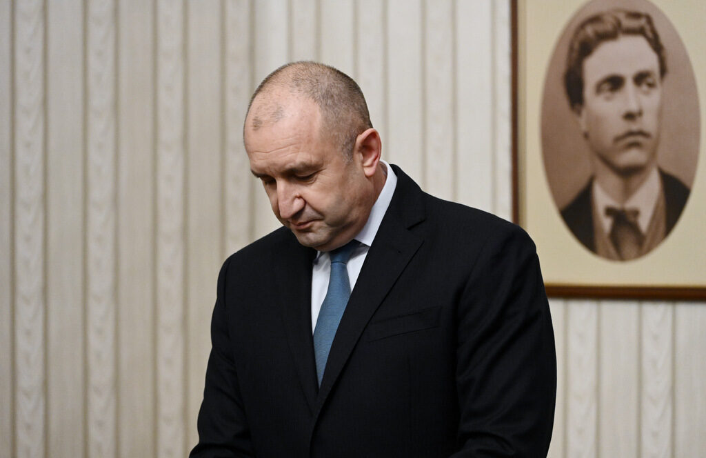 Президентът към комисаря по разширяването: Северна Македония да противодейства на омразата