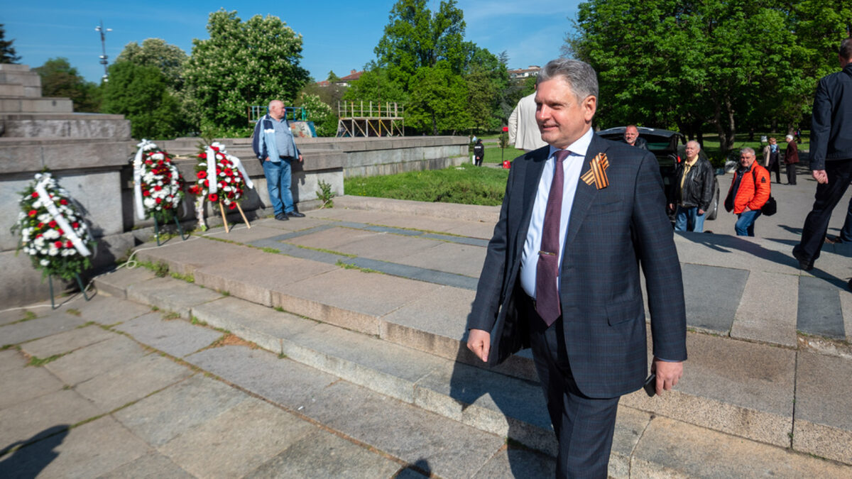 Николай Малинов