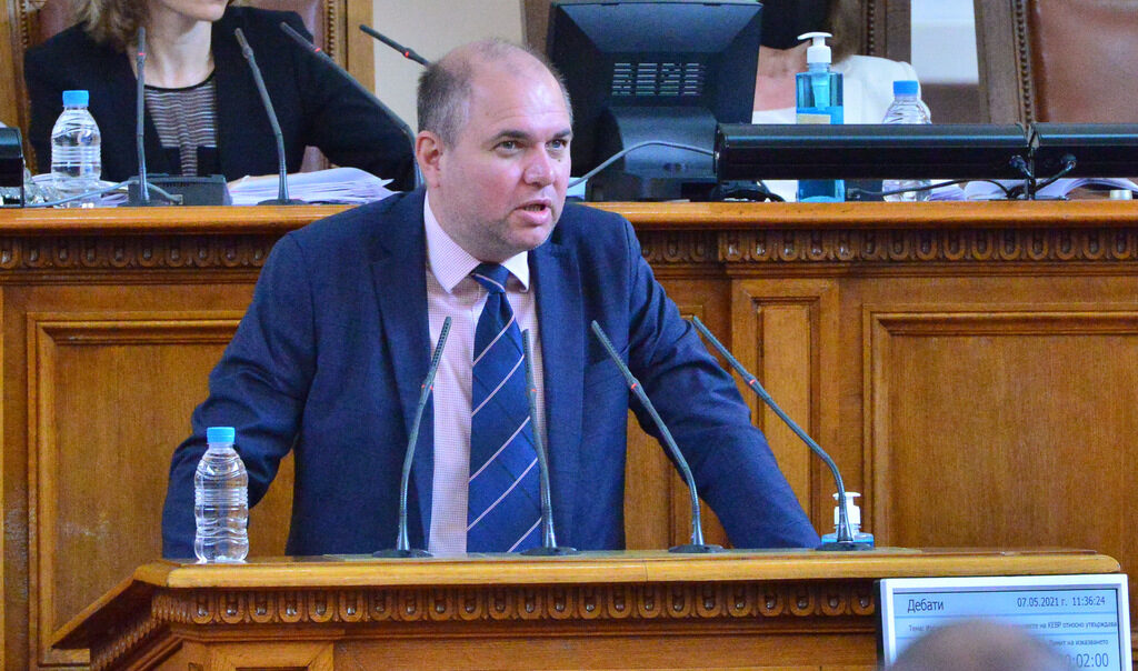 Владислав Панев