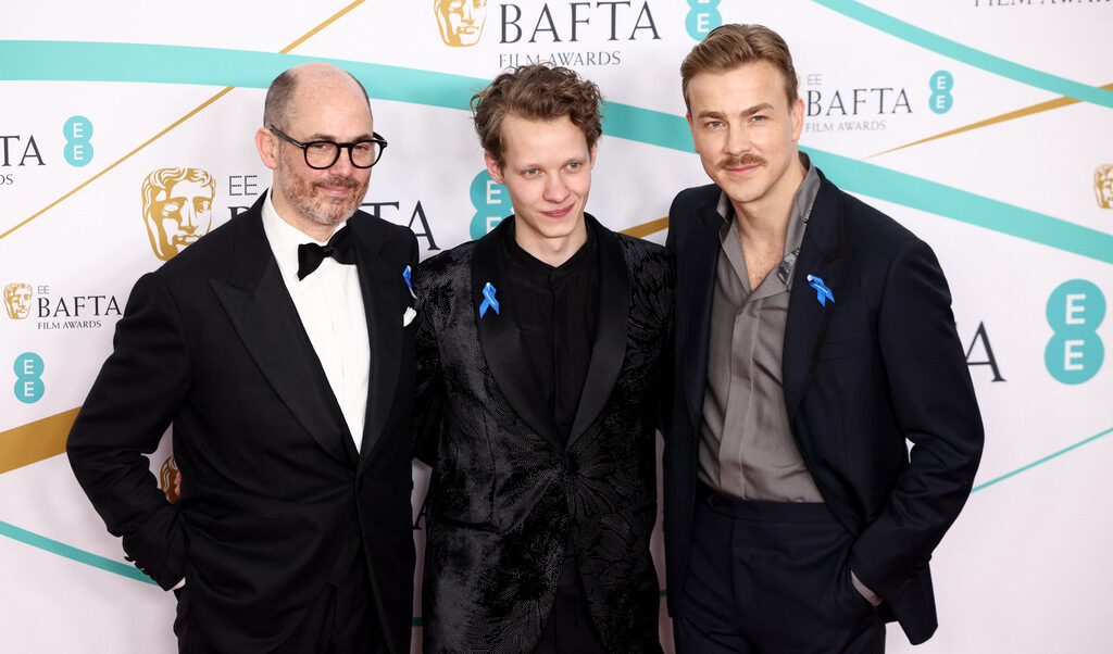 Режисьорът Едвард Бергер и актьорите Феликс Камерер и Албрехт Шух ("На Западния фронт нищо ново") преди обявяването на победителите