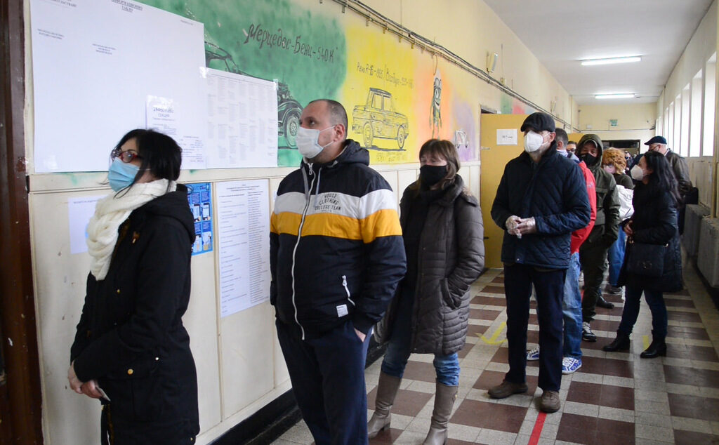 Изтича срокът за подаване на заявления за гласуване по настоящ адрес