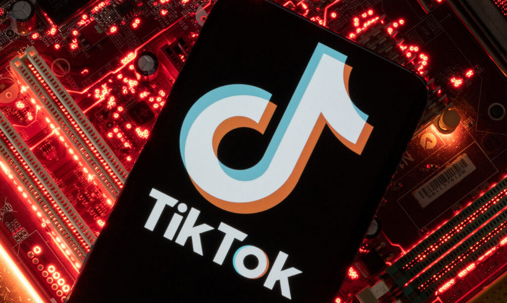 Правителствените агенции в САЩ имат 30 дни да спрат "ТикТок" от устройствата си Правителствените агенции в САЩ имат 30 дни да спрат "ТикТок" от устройствата си