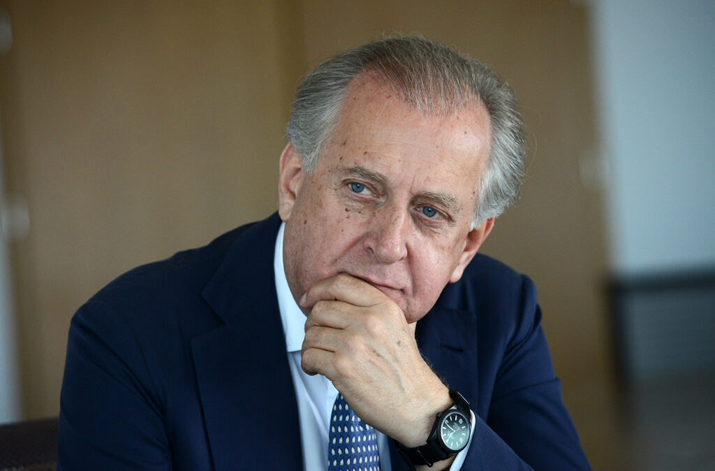 Спас Русев