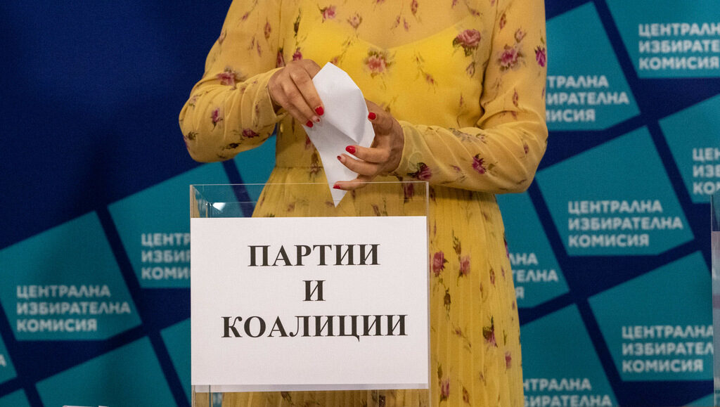 Кандидатите едни през друг трябва да се изтъкват като най-големите родолюбци.