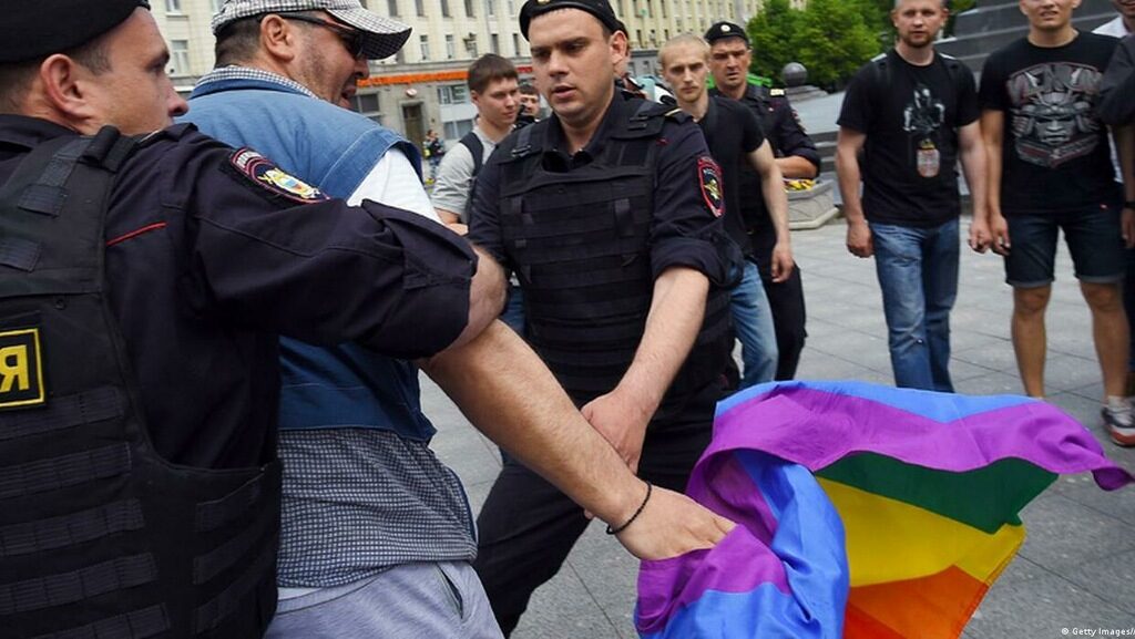 Когато в Русия решиха, че хомосексуалните са врагове