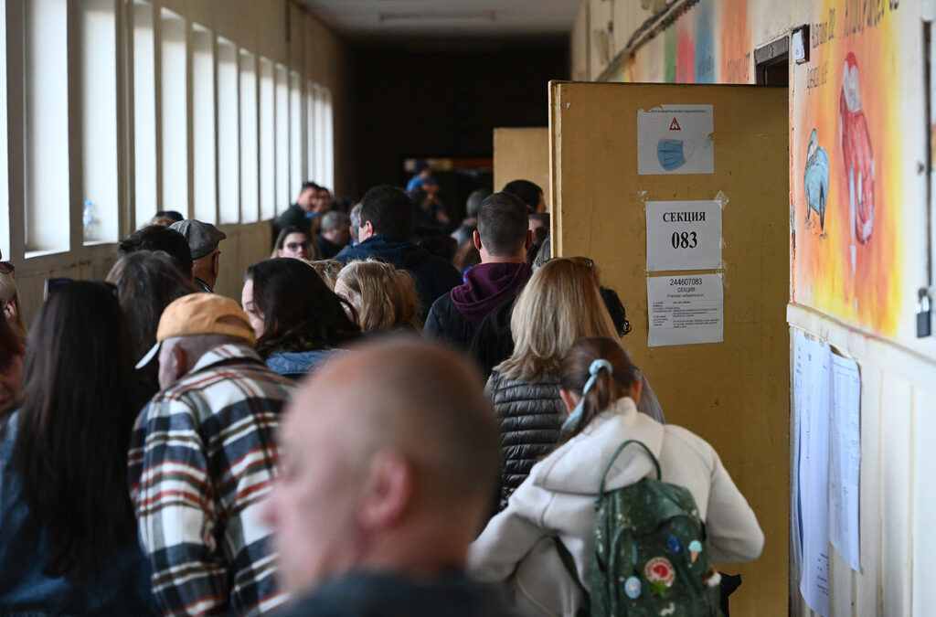 Международни наблюдатели: честите промени в изборното законодателство подкопават доверието