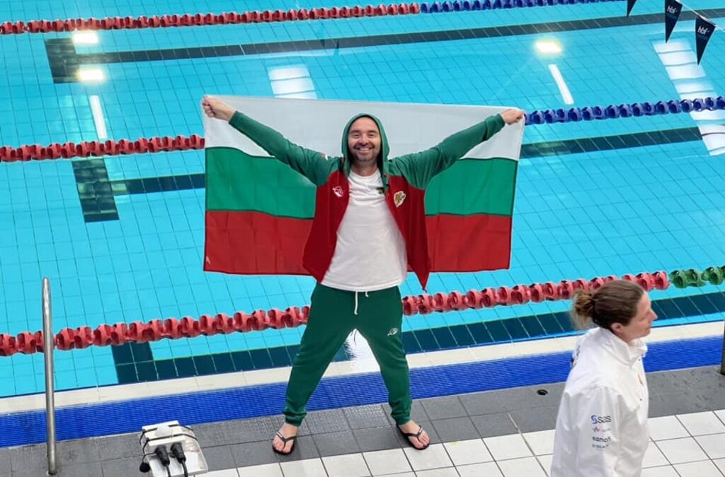 Българин стана световен шампион по плуване за трансплантирани
