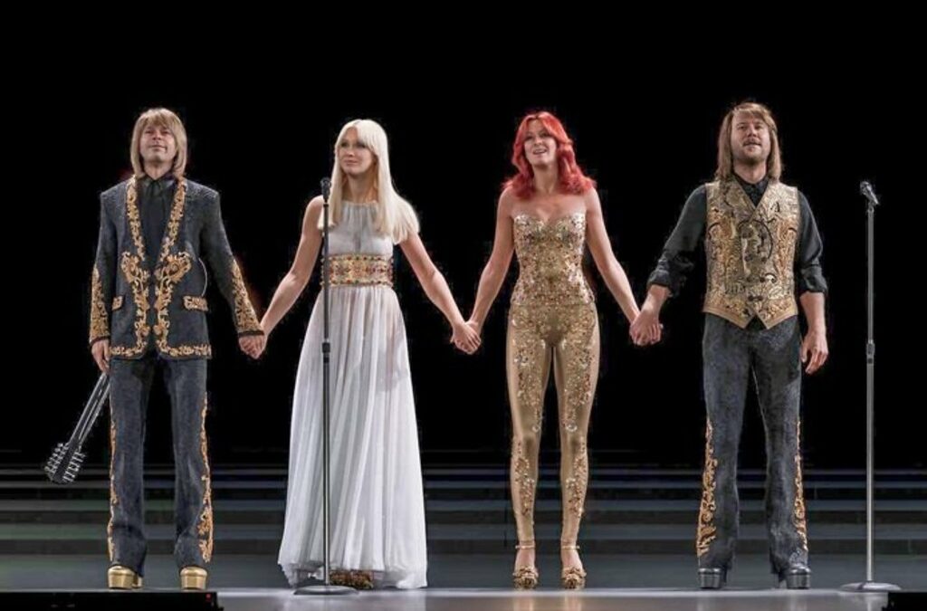 През 2022 г. членовете на легендарната група ABBA създадоха концерт с техни дигитални аватари