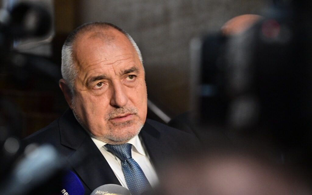 Борисов обвърза приемането на ключови закони с управление на редовно правителство Борисов обвърза приемането на ключови закони с управление на редовно правителство