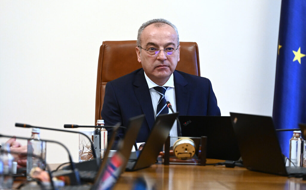 Гълъб Донев