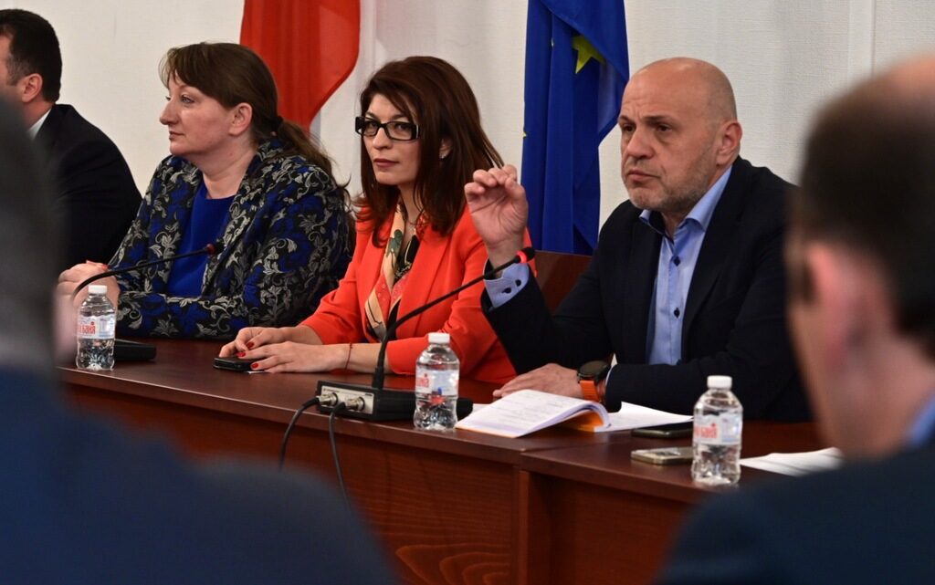 След проектокабинета ГЕРБ не хареса и управленската програма на новата коалиция