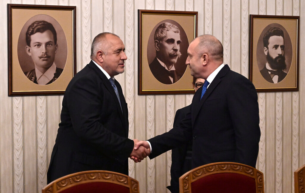 Консултации при президента Румен Радев с партия ГЕРБ за съставяне на правителство след предсрочните парламентарни избори на 2 април се състояха на 20 април.