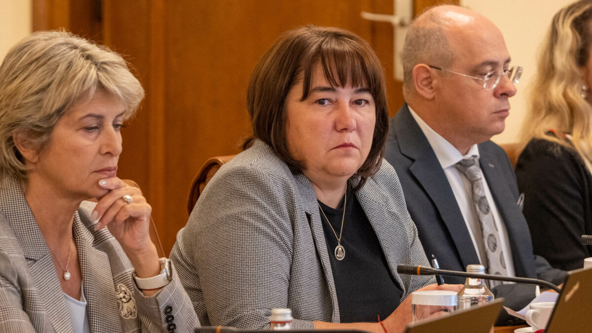 Кабинетът предложи удължаване на срока, в който ще действа бюджетът от 2022 г. (допълнена)