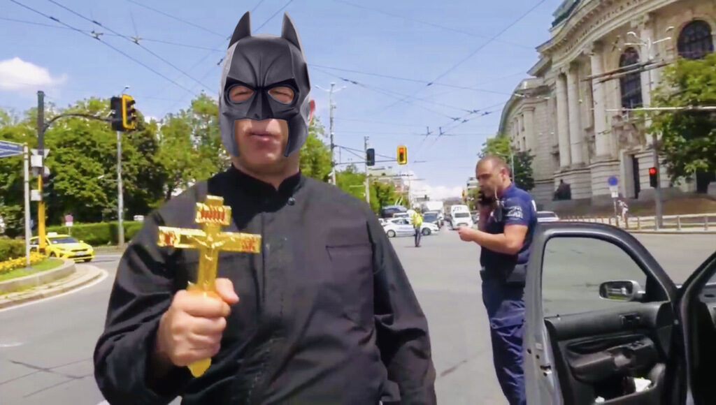 Eastern European Batman from AliExpress<br /><br /><em>Колаж: Иван Червенков</em>