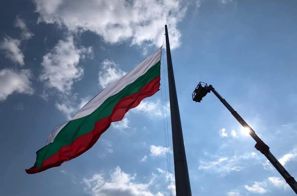 В последния момент бяха уредени правата на музиката, която ще прозвучи на Рожен В последния момент бяха уредени правата на музиката, която ще прозвучи на Рожен