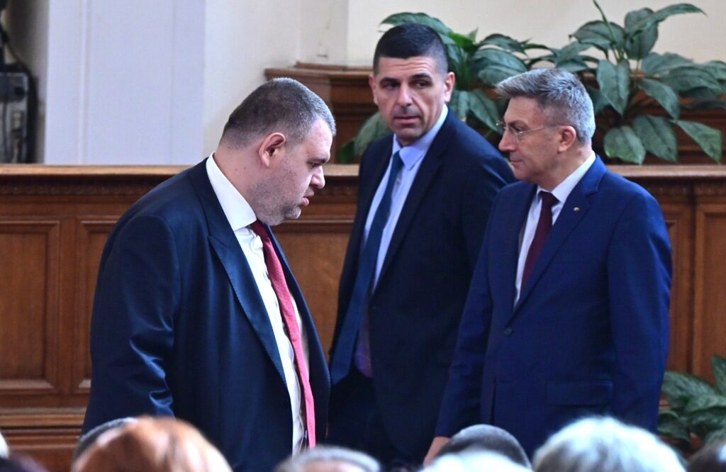 В комисия скоростно бяха приети поправките, връщащи контрола на държавата върху пристанище "Росенец"