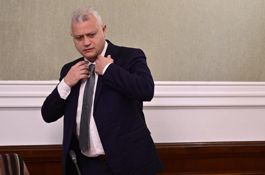 Емил Дечев Емил Дечев