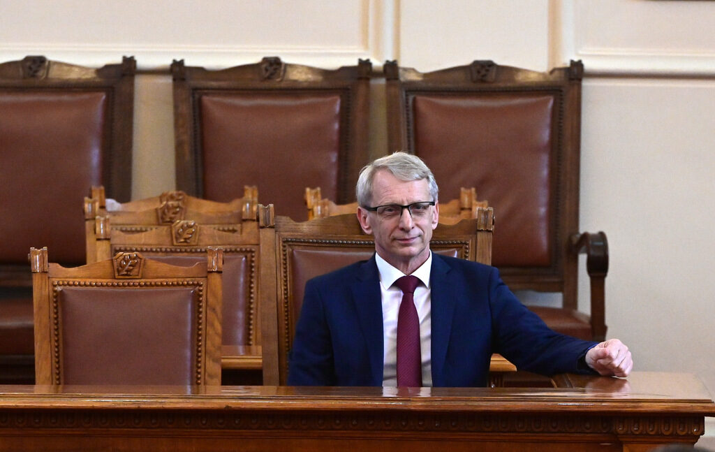 Николай Денков