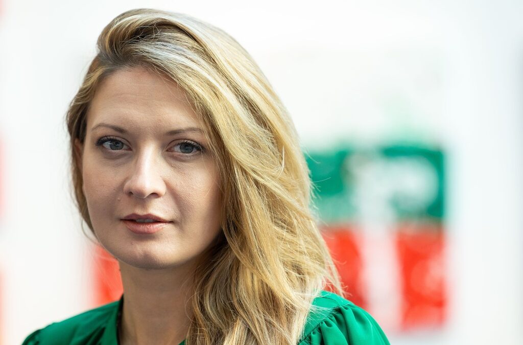Цветелина Пенкова пред "Дневник": Индустрията е готова за зеления преход, политиците са й длъжници Цветелина Пенкова пред "Дневник": Индустрията е готова за зеления преход, политиците са й длъжници
