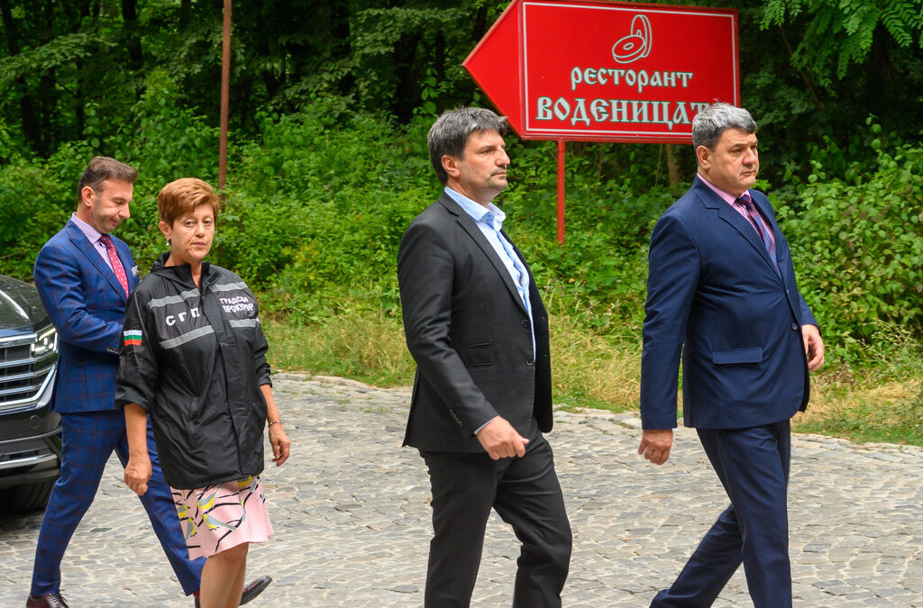 Илиана Кирилова, Любомир Николов и Петър Тодоров