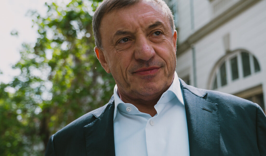Алексей Петров