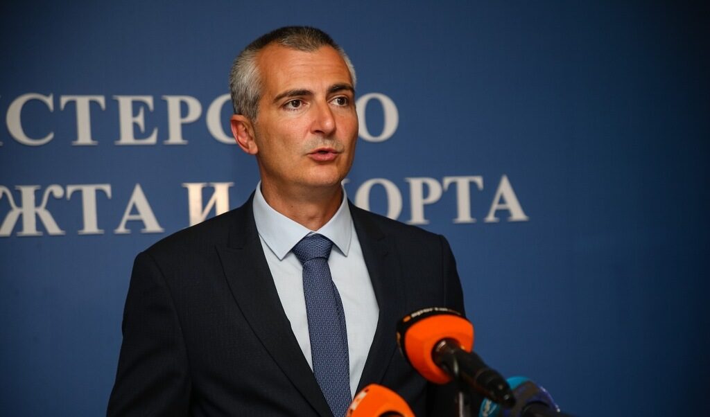 Министърът на спорта смени ръководството на тотото