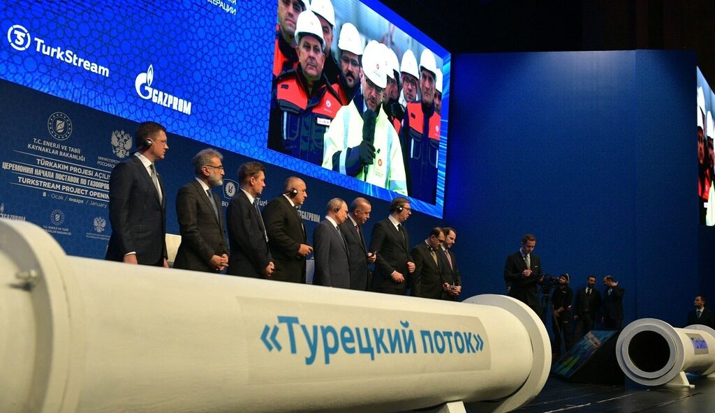 Българска банка се появи в разследване на Антикорупционния фонд за "Турски поток"