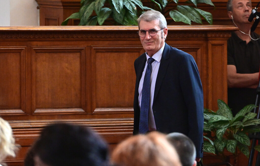 Здравното министерство планира преструктуриране на болници Здравното министерство планира преструктуриране на болници