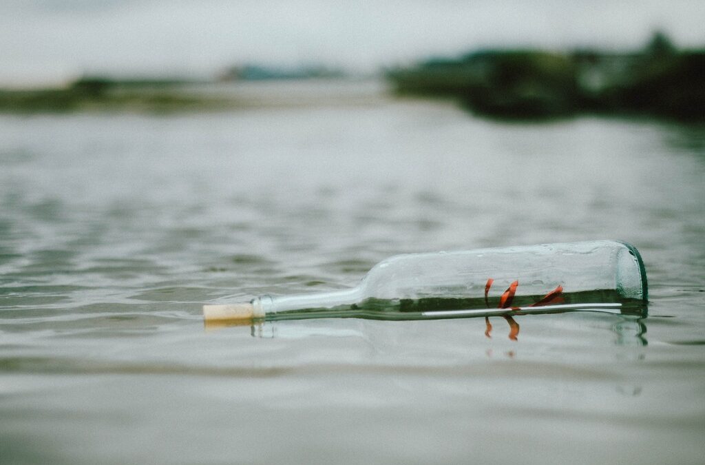 Строители на жп отсечка в България откриха запечатано в бутилка писмо от 1886 г.