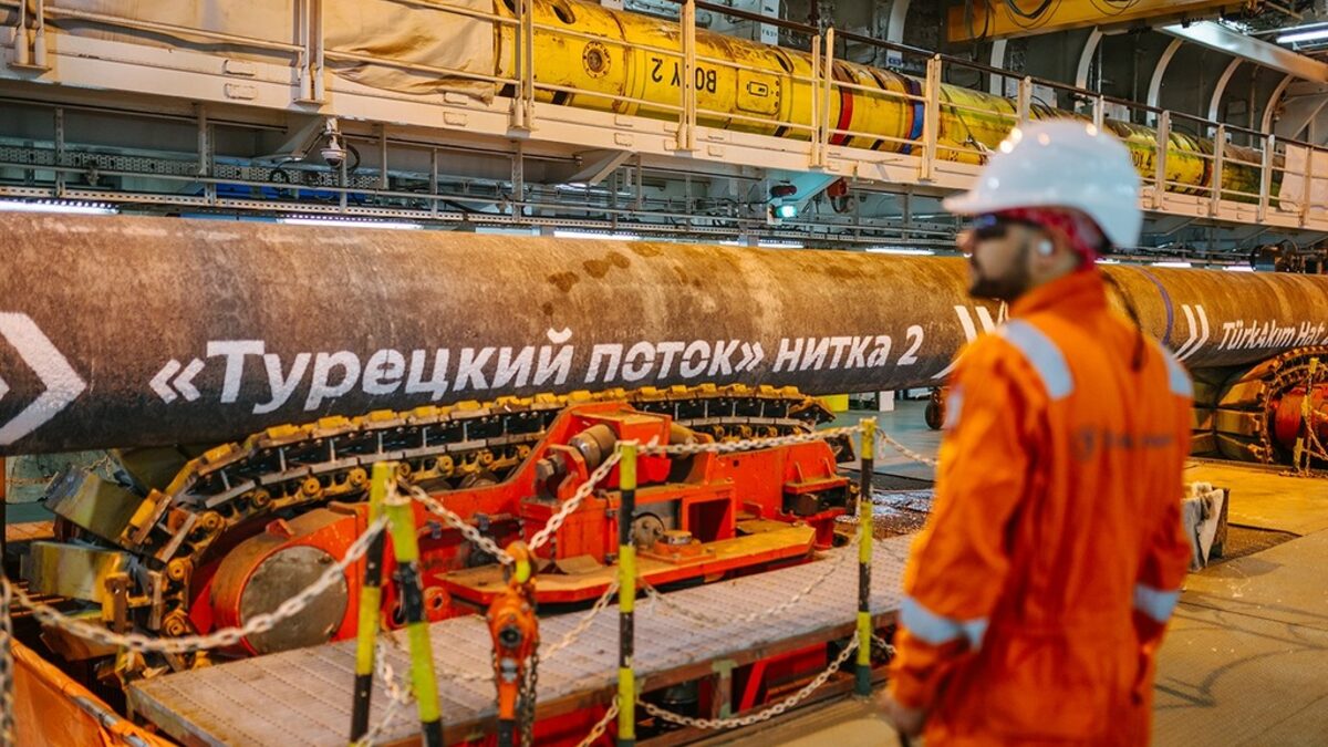 Унгария критикува от Москва нова българска такса за преноса на руски газ