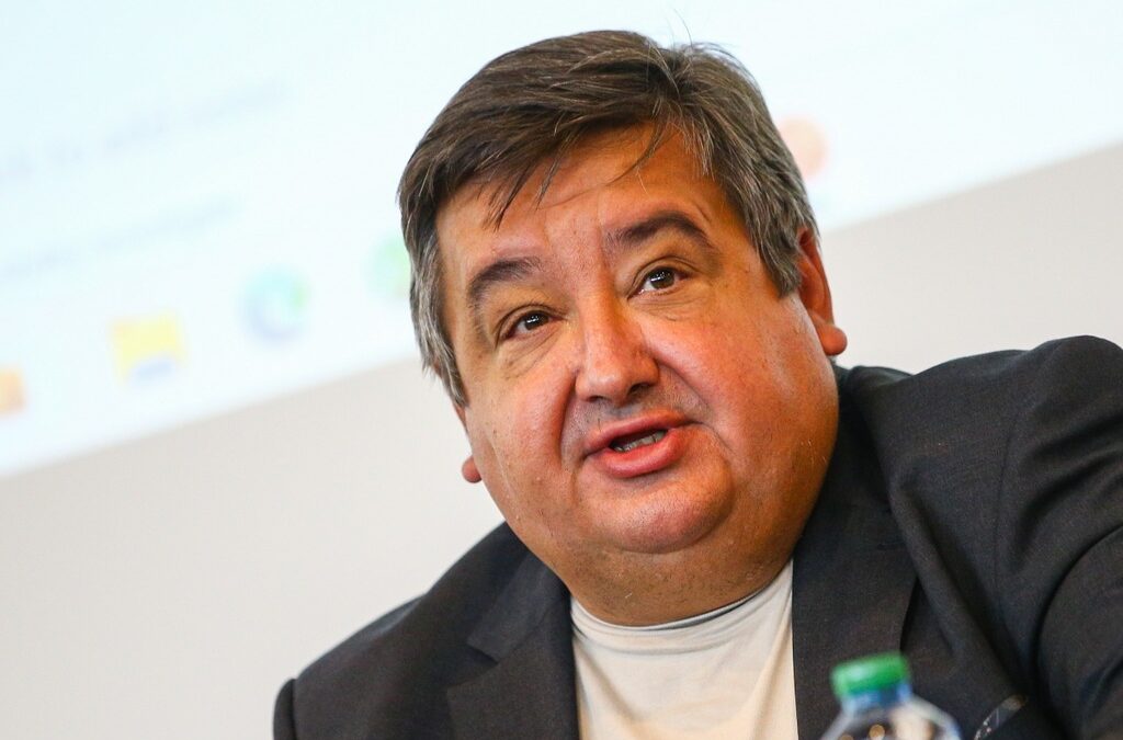 Атанас Караиванов.