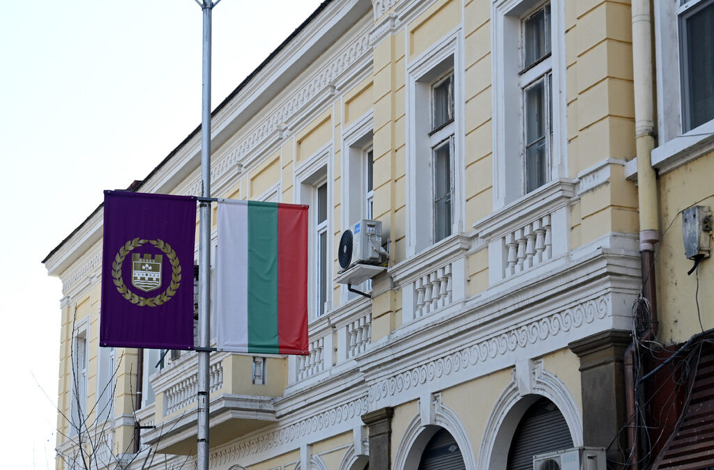 ГЕРБ губи Ловеч, сочат официалните данни ГЕРБ губи Ловеч, сочат официалните данни