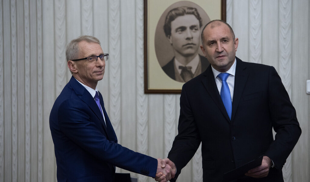 Премиерът обвини президента, че му пречи да си върши работата