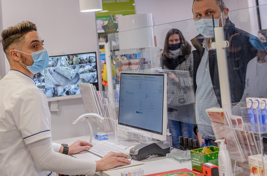 Здравният министър предлага гратисен период за електронните рецепти до април