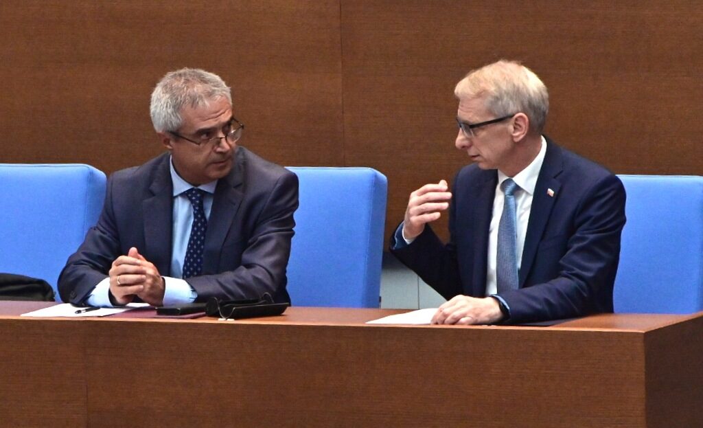 Министърът на енергетиката Румен Радев и премиерът Николай Денков