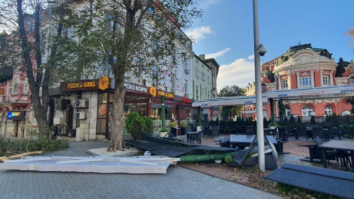 Бедственото положение във Варна и още три общини е отменено