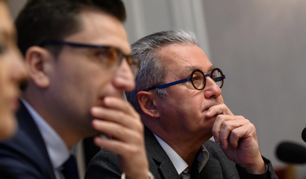 Венко Сабрутев и председателят на комисията Йордан Цонев Венко Сабрутев и председателят на комисията Йордан Цонев