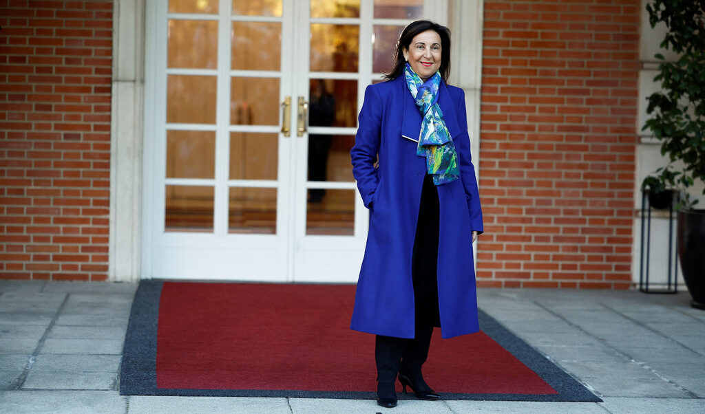 Испанският министър на отбраната Маргарита Роблес в Мадрид, 22 ноември 2023 г.