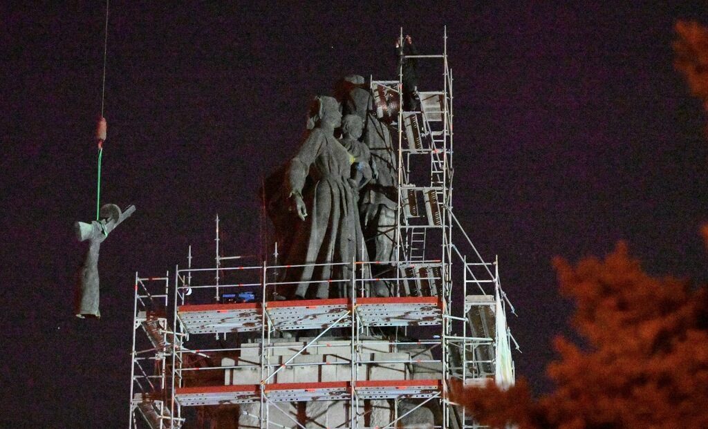 БСП съзира възстановяване на фашизма и рушене на държавността