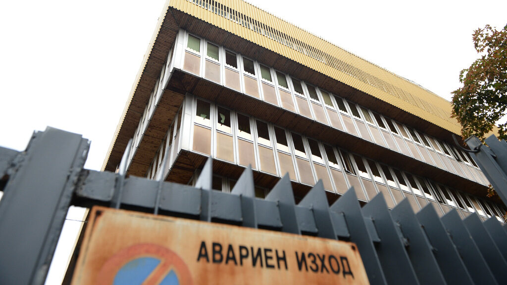 Скандалът със сваленото интервю на Митрофанова прави актуален отново и разговора за регулацията в обществените медии и необходимостта от промяна на закона.