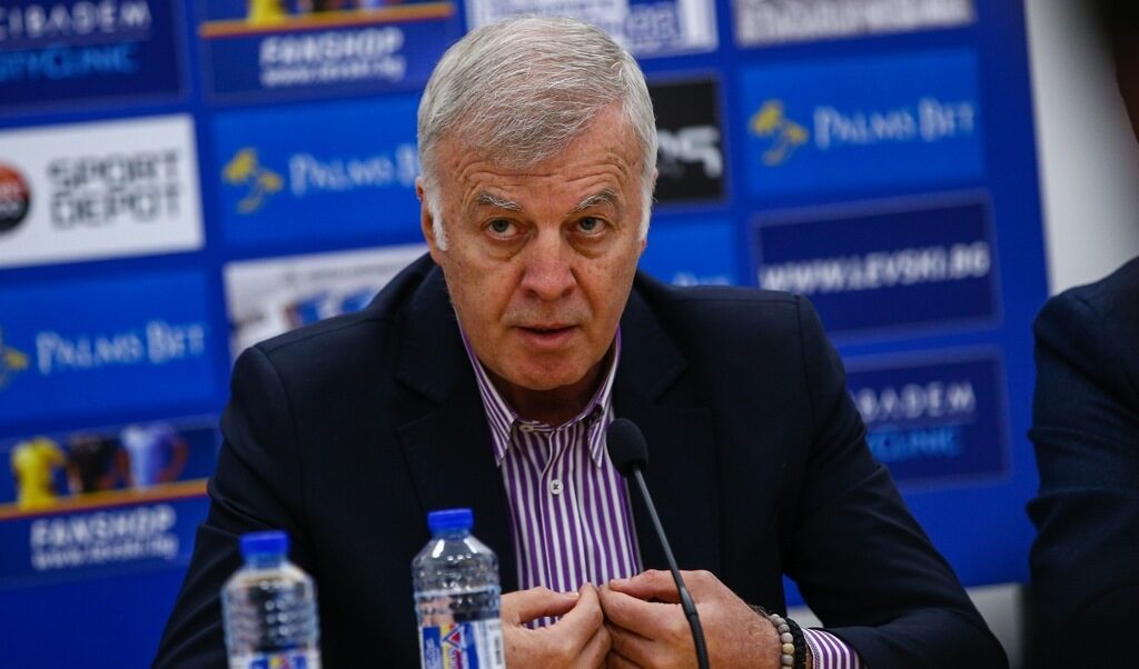 Наско Сираков: Ако се откажа от акциите, "Левски" ще фалира