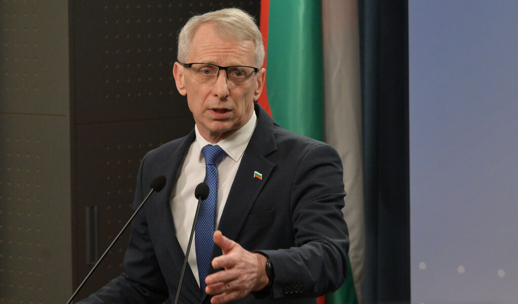 Николай Денков