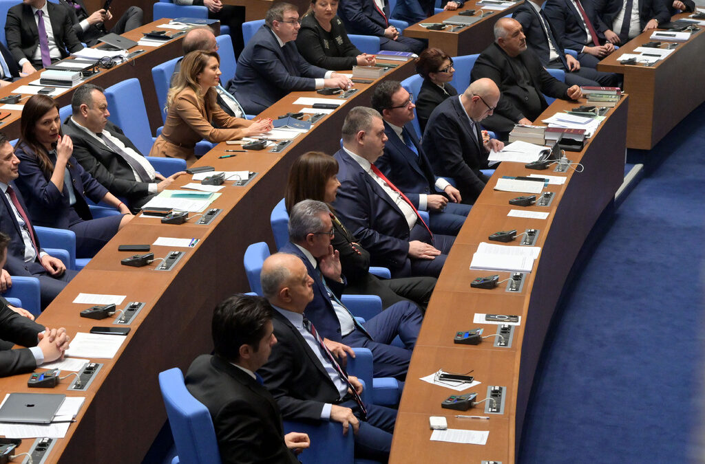 Управляващото мнозинство предлага репресираните да получават пенсия с по-малко от 12 години стаж