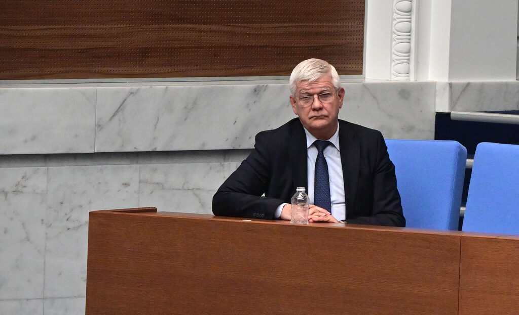 Властта и земеделците окончателно оформиха споразумението си след 4-часови преговори