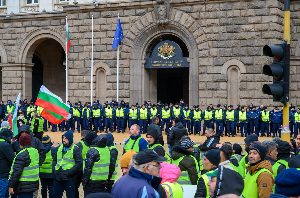 Протестиращите земеделци се оплакаха, че премиерът е отказал среща с тях