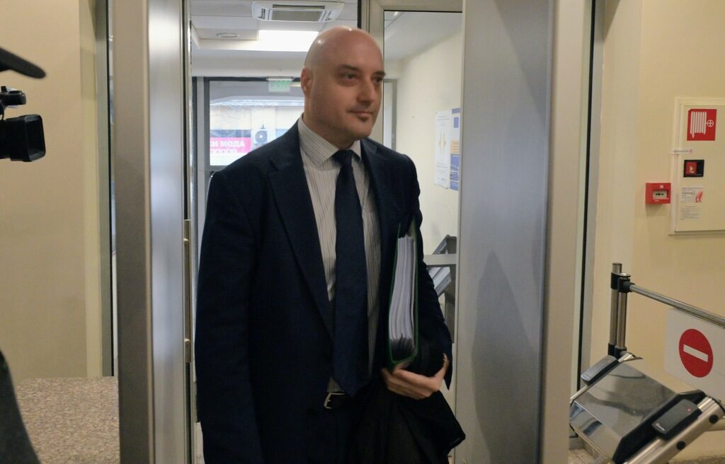 Министерството на правосъдието ще проверява дали Мартин Божанов е ползвал специализиран транспорт от Бюрото за защита на свидетели